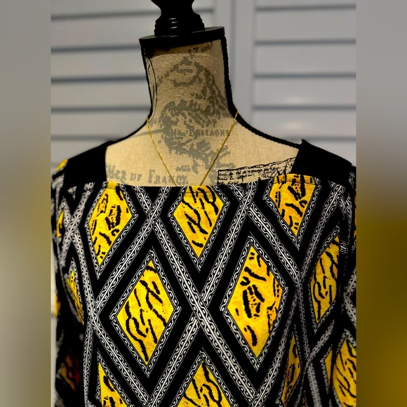 - Sunny Girl Dress Size 12 - Picture 3 of 9